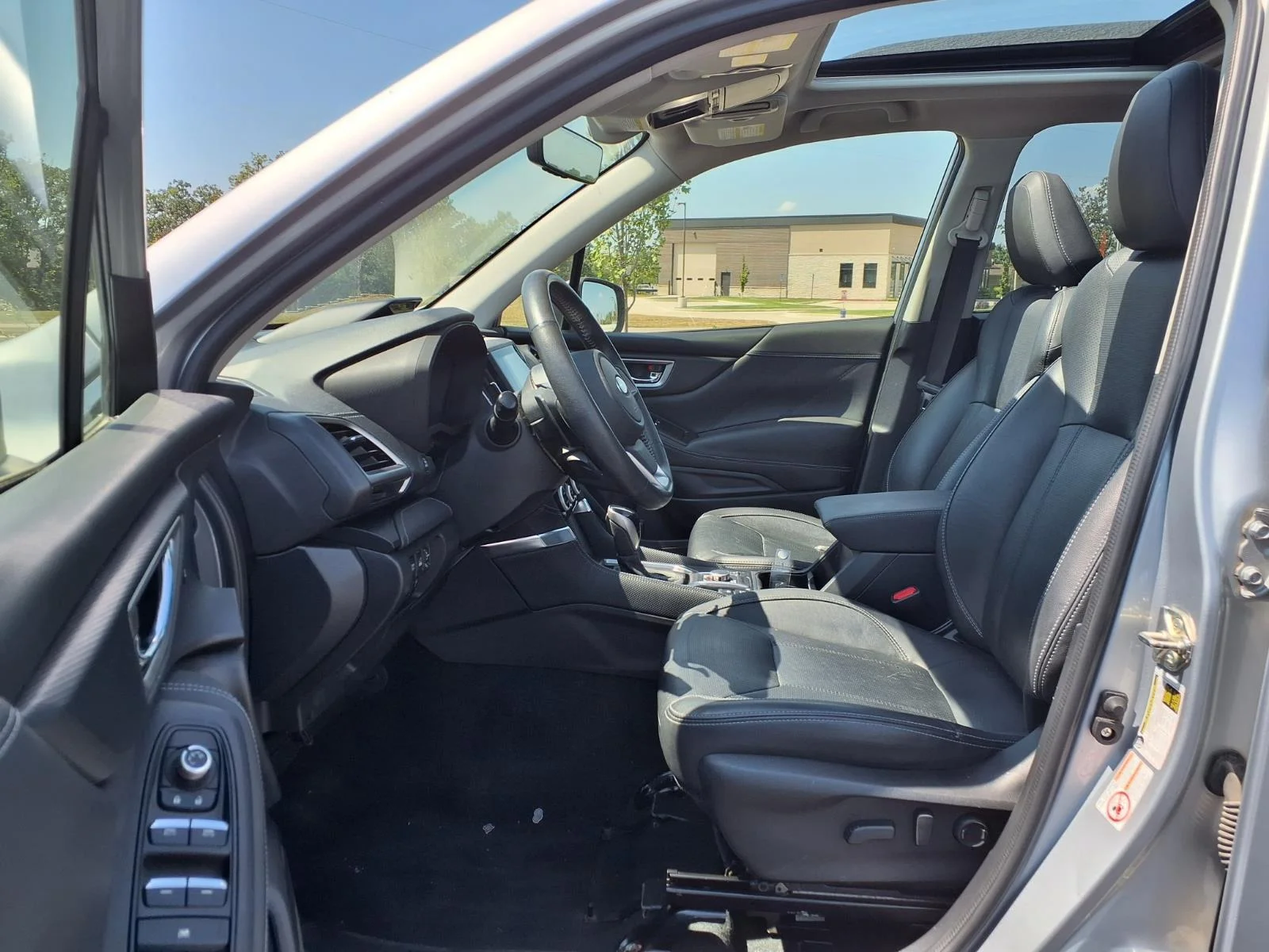 Used 2020 Ice Silver Metallic Subaru Touring image 24