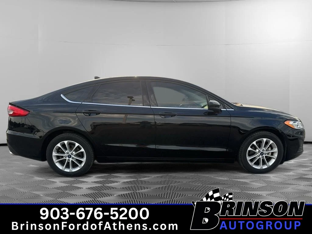 Used 2020 Agate Black Metallic Ford SE image 4