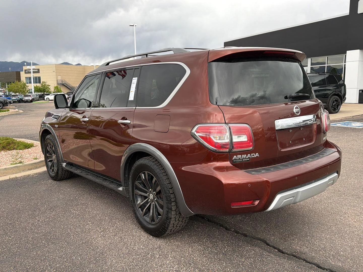 Used 2017 Forged Copper Nissan Platinum image 7