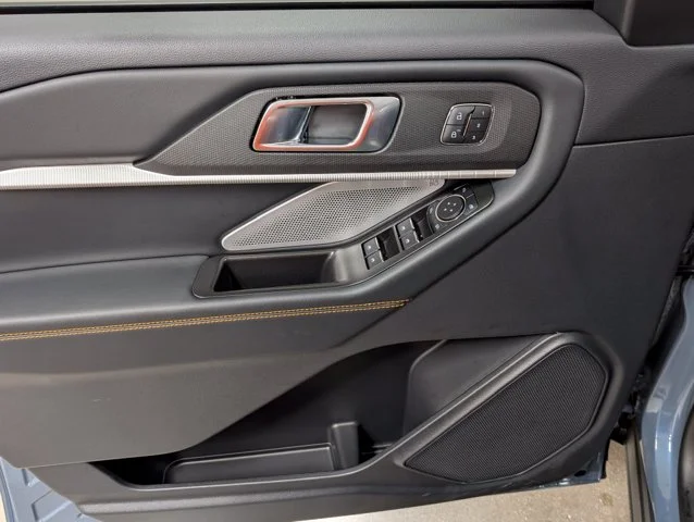 New 2026 Vapor Blue Metallic Ford Tremor® image 40