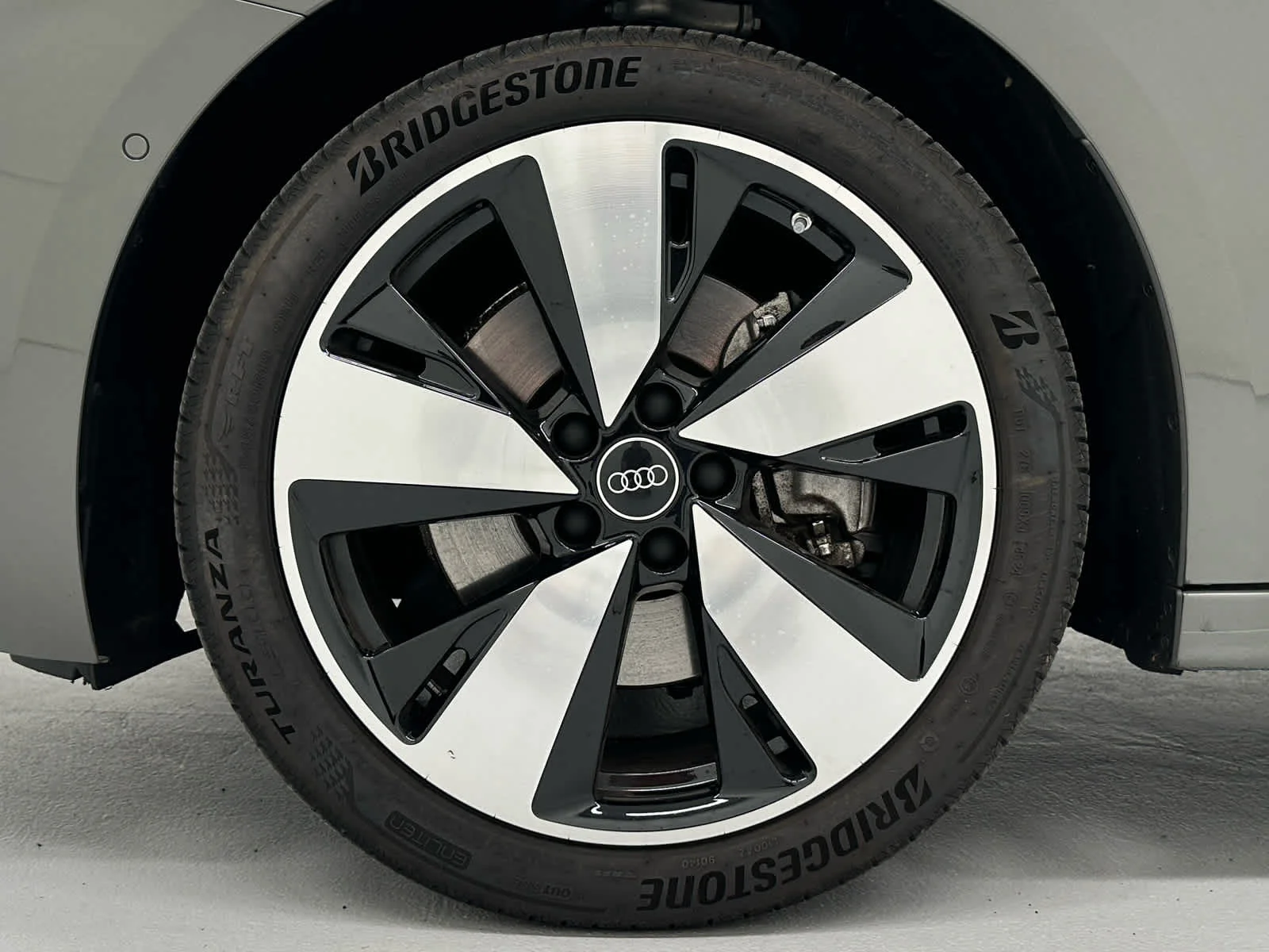 2025 Audi New A5 Premium - Photo 9