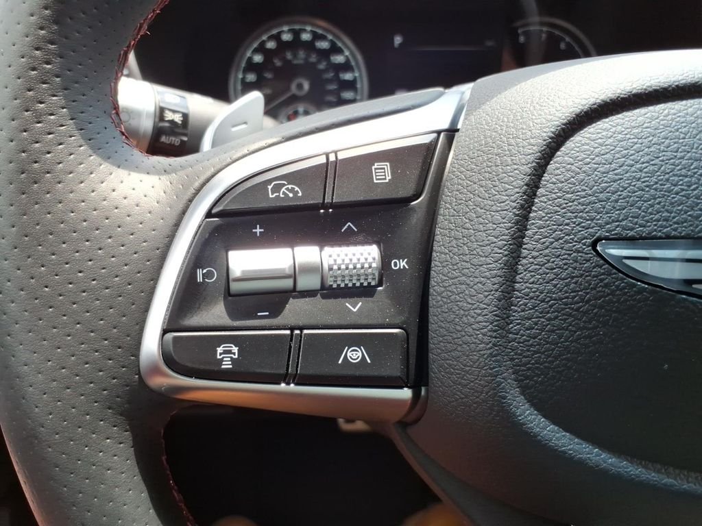 New 2026 Silver Genesis 3.3T Sport Prestige image 18
