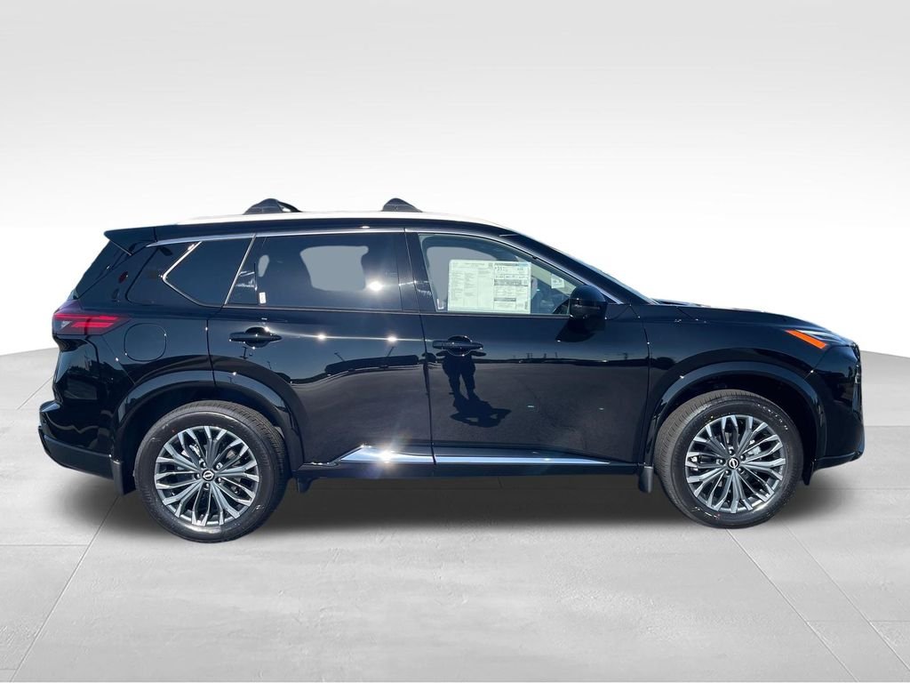 New 2026 Black Nissan Platinum image 6