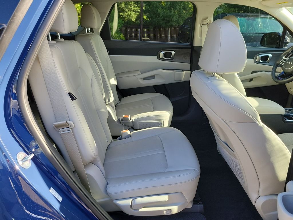 Certified Used 2025 Midnight Lake Blue Kia X-Line EX image 11