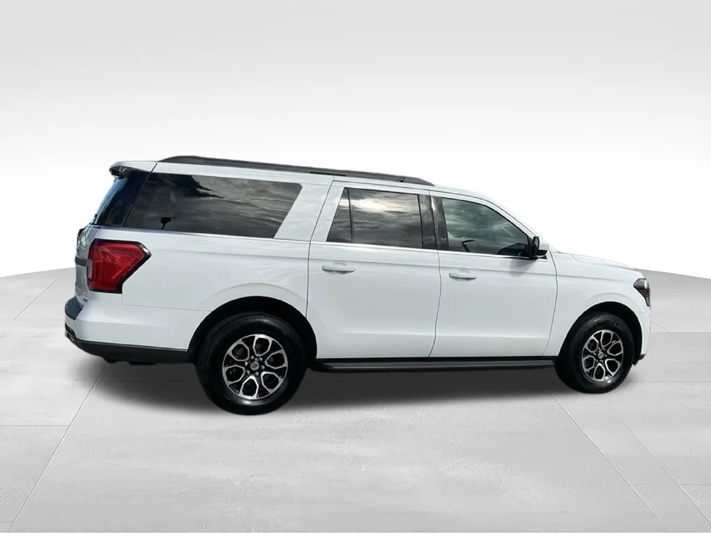 Used 2024 White Ford XLT image 9