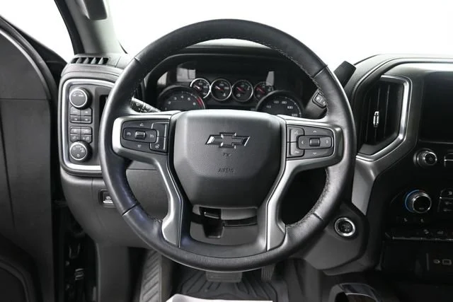 Used 2022 Mosaic Black Metallic Chevrolet RST image 14