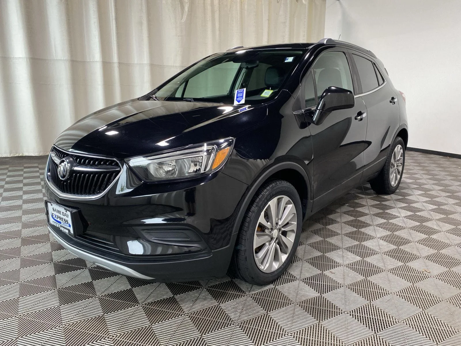 Used 2020 Ebony Twilight Metallic Buick Preferred image 3