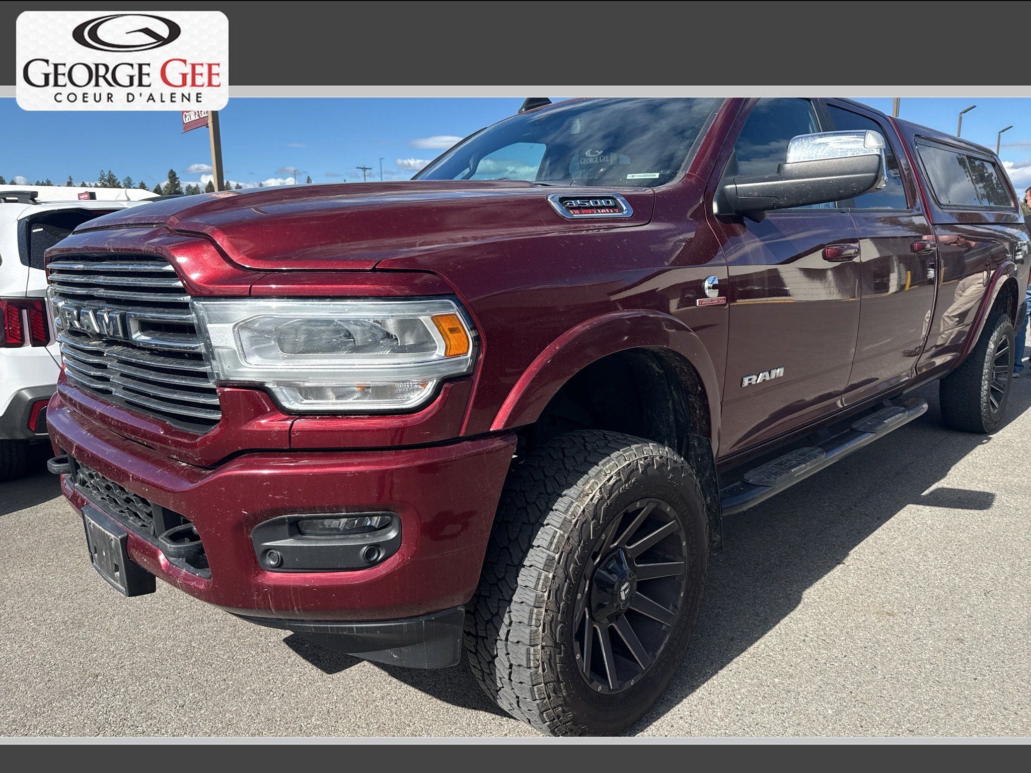 Used 2019 Delmonico Red Pearlcoat Ram Laramie image 1