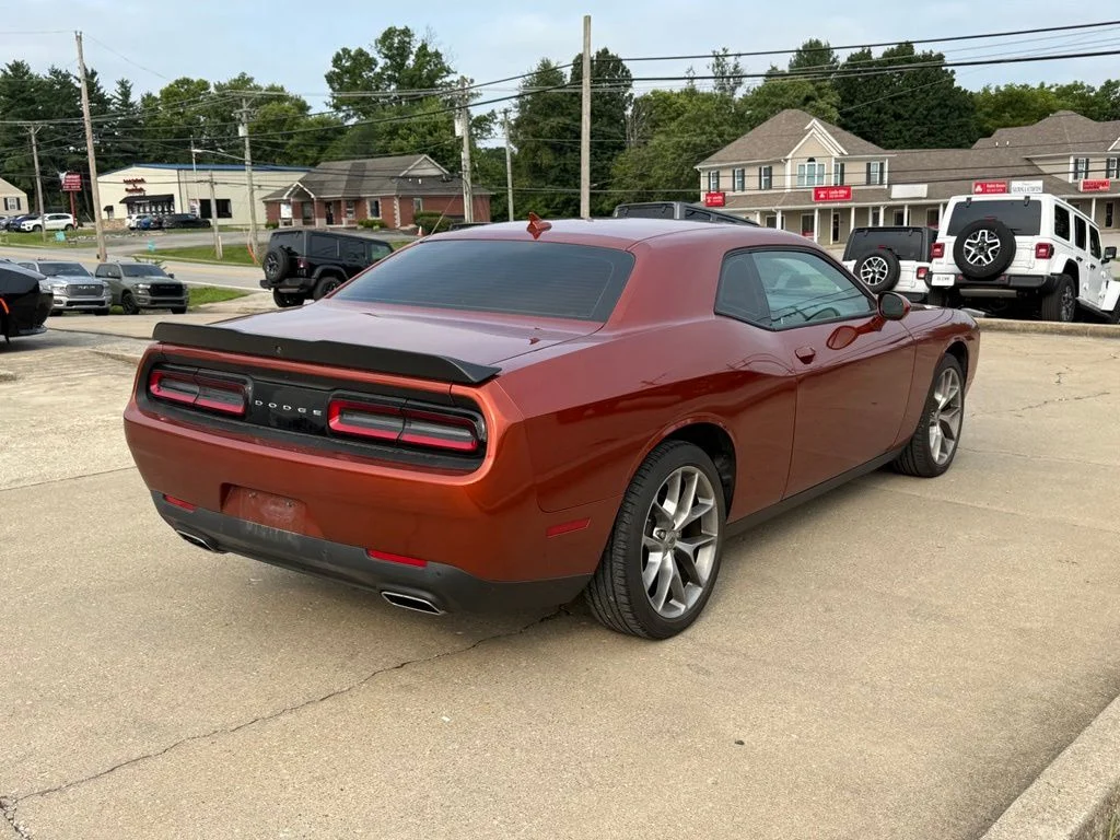 Used 2023 Orange Dodge SXT image 6