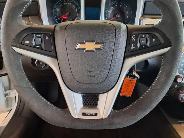 Used 2014 Summit White Chevrolet SS image 12