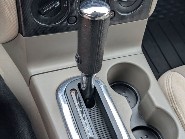 Used 2007  Ford XLT image 18