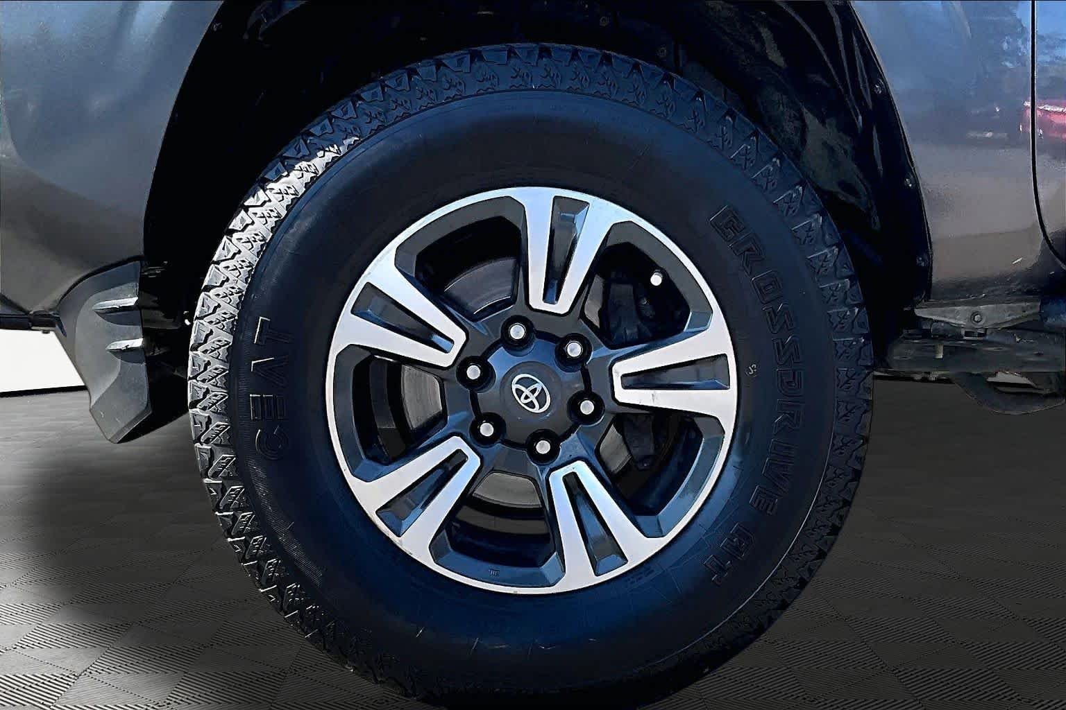 Used 2019 Magnetic Gray Metallic Toyota SR image 11
