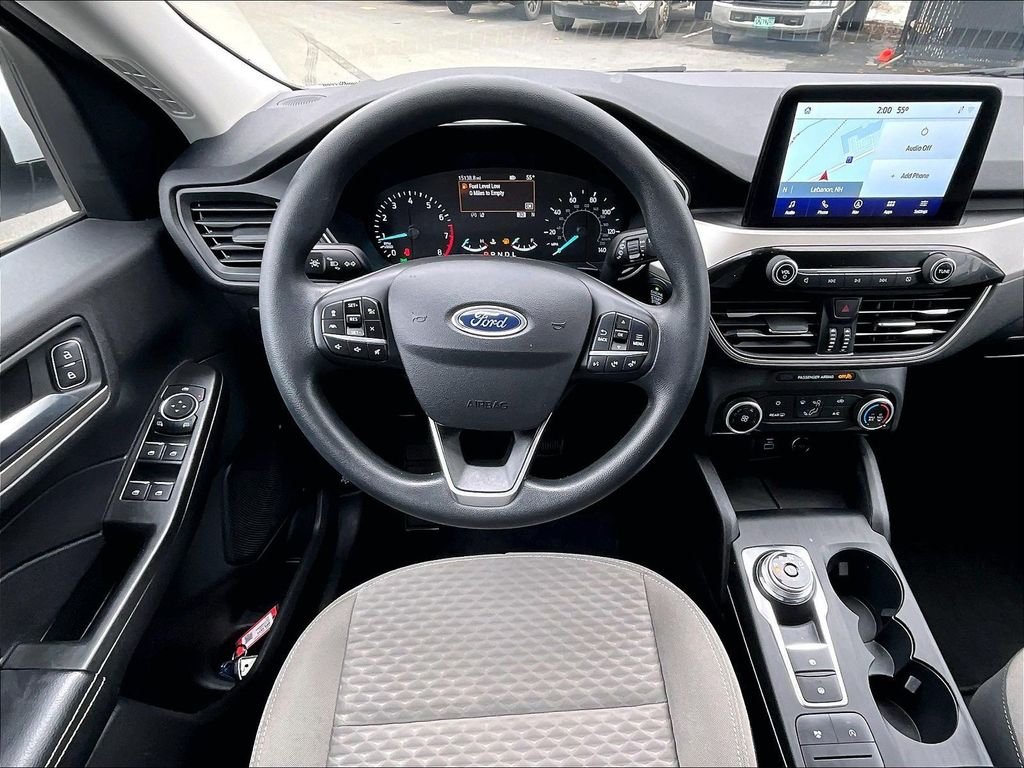 Used 2021 White Ford SE image 5
