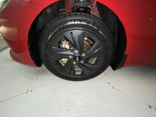 Used 2023 Red Hyundai SEL image 10