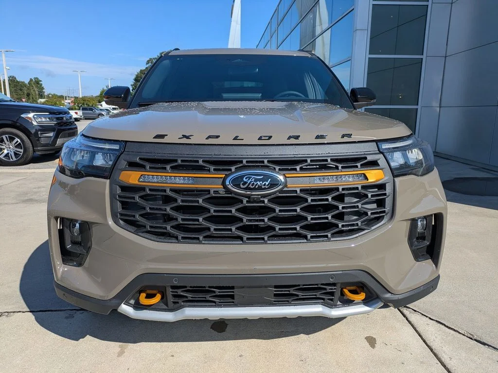 New 2026 Marsh Gray Ford Tremor image 8