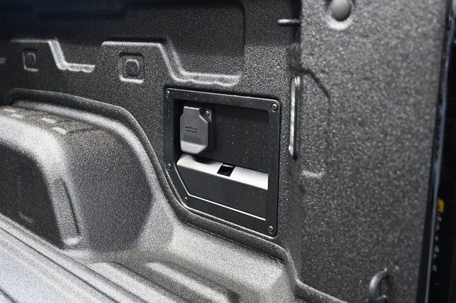 2026 GMC Sierra EV Elevation - Photo 15