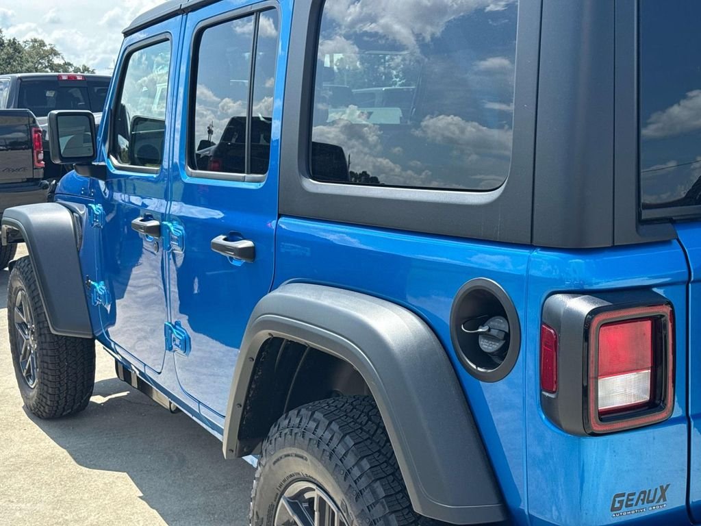 New 2027 Hydro Blue Pearlcoat Jeep Sport S image 13