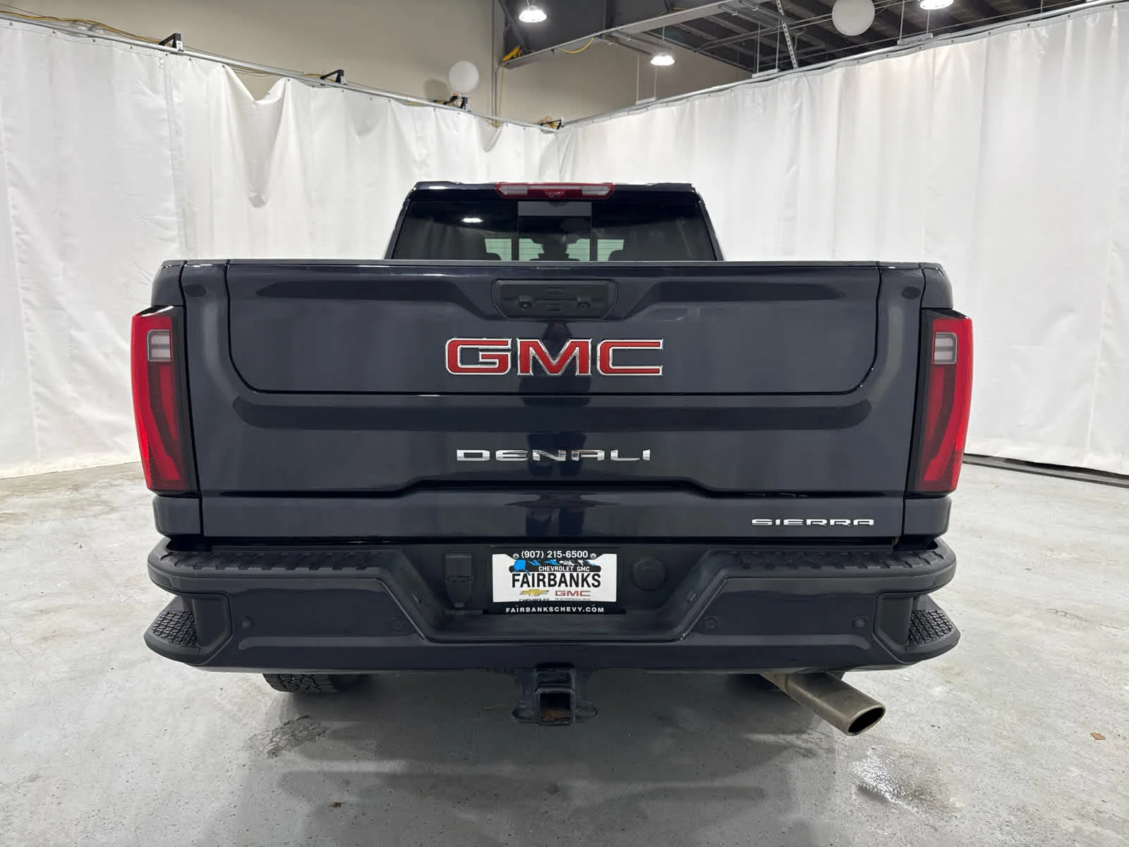 Used 2025 Titanium Rush Metallic GMC Denali image 4