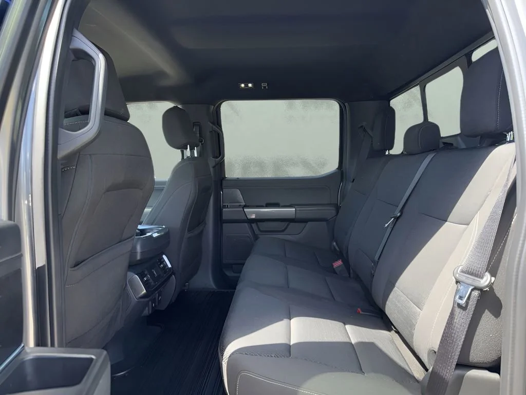 Used 2023 Gray Ford XL image 31