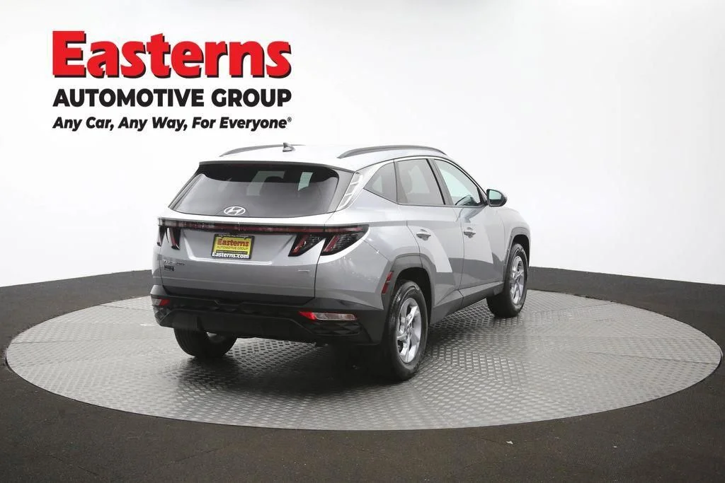 Used 2022 Silver Hyundai SEL image 36