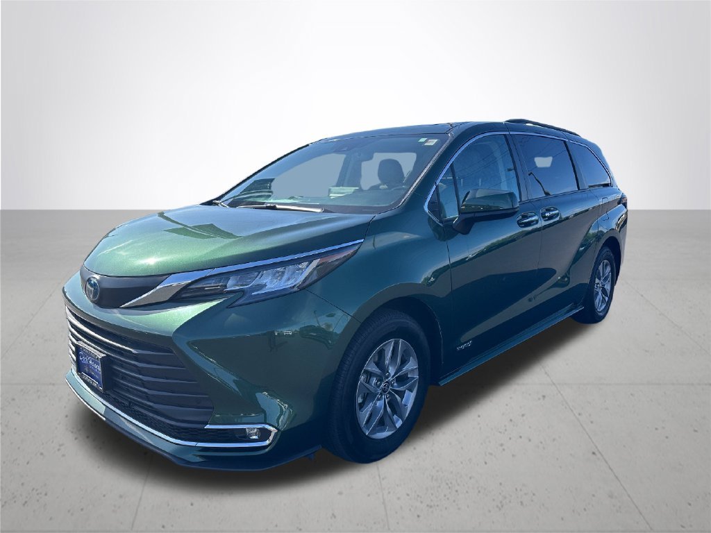 Used 2021 Cypress Toyota XLE image 2