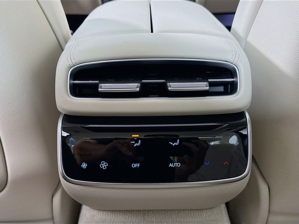Used 2026 Capri Blue Genesis 2.5T Sport Prestige image 27