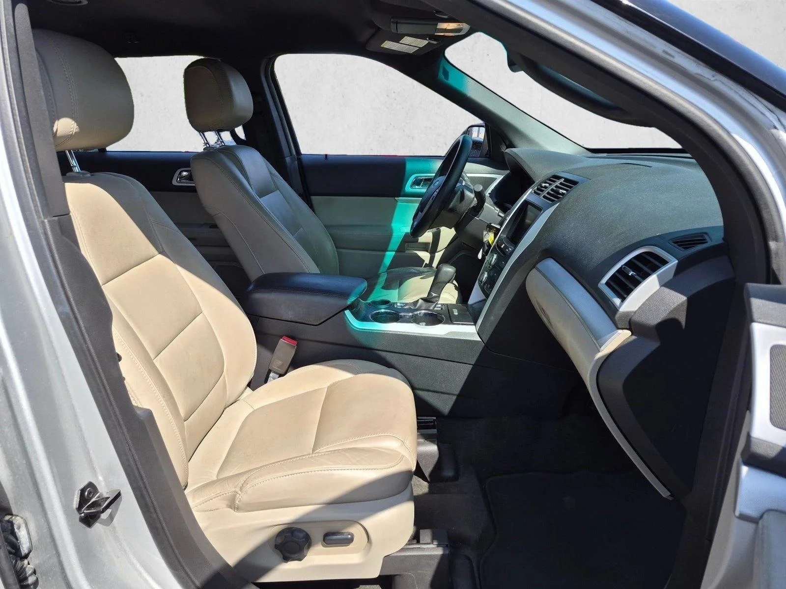 Used 2015 Ingot Silver Metallic Ford XLT image 19