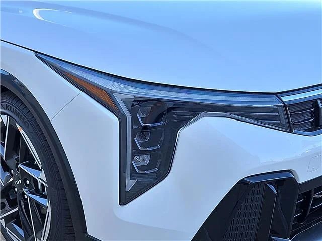 New 2026 Snow White KIA GT-Line (IVT) image 6
