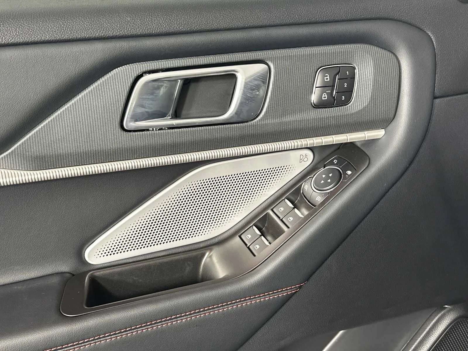 New 2026 Agate Black Metallic Ford ST image 12