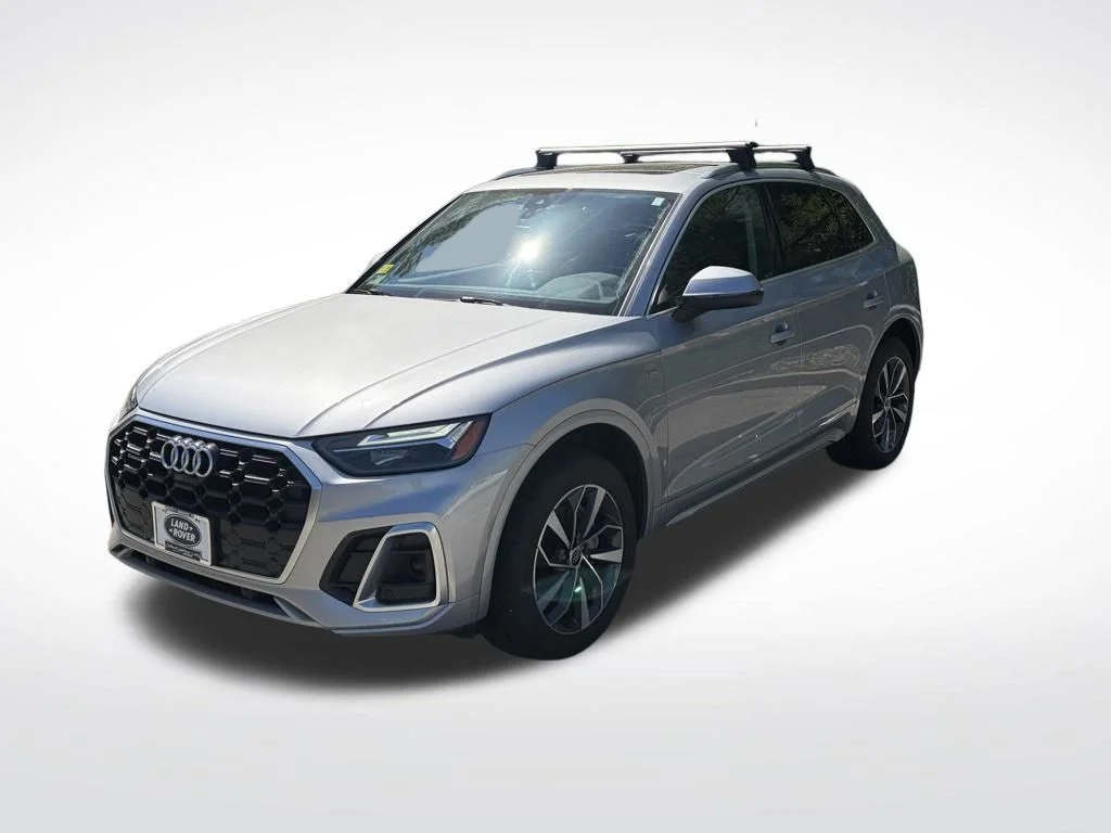 2023 Audi Q5 45 Premium Plus's photo