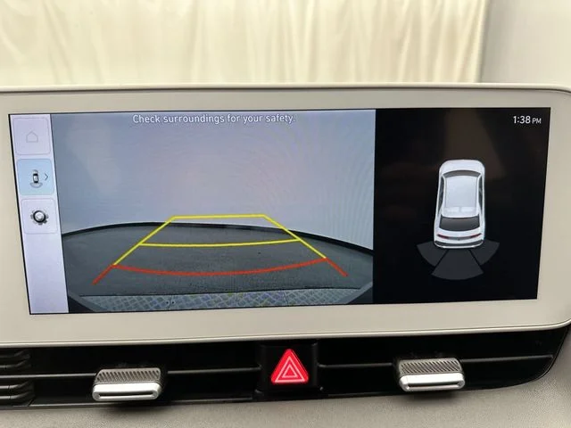 Used 2024 Blue Hyundai SE image 17