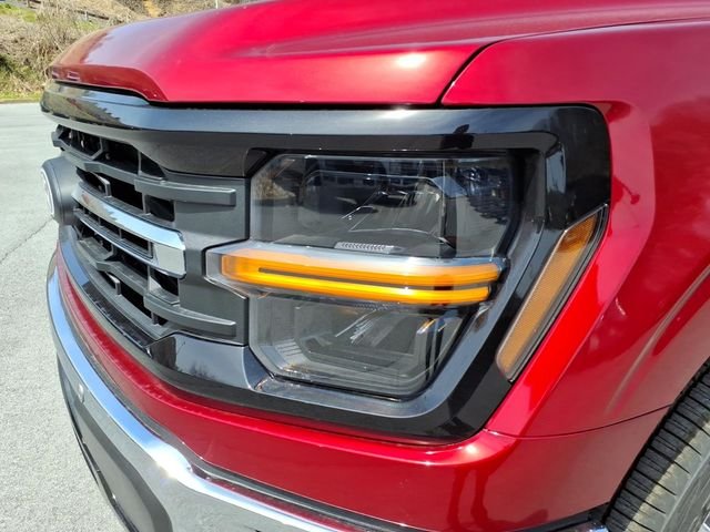 New 2026 Ruby Red Metallic Tinted Clearcoat Ford XLT image 17