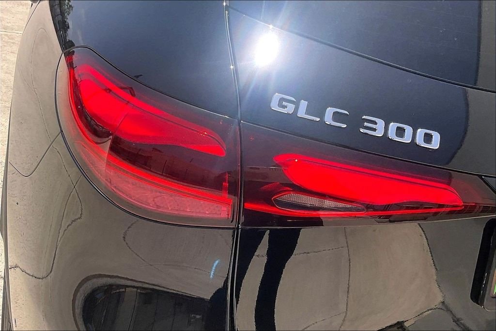 Certified Used 2024 Black Mercedes-Benz GLC 300 image 24