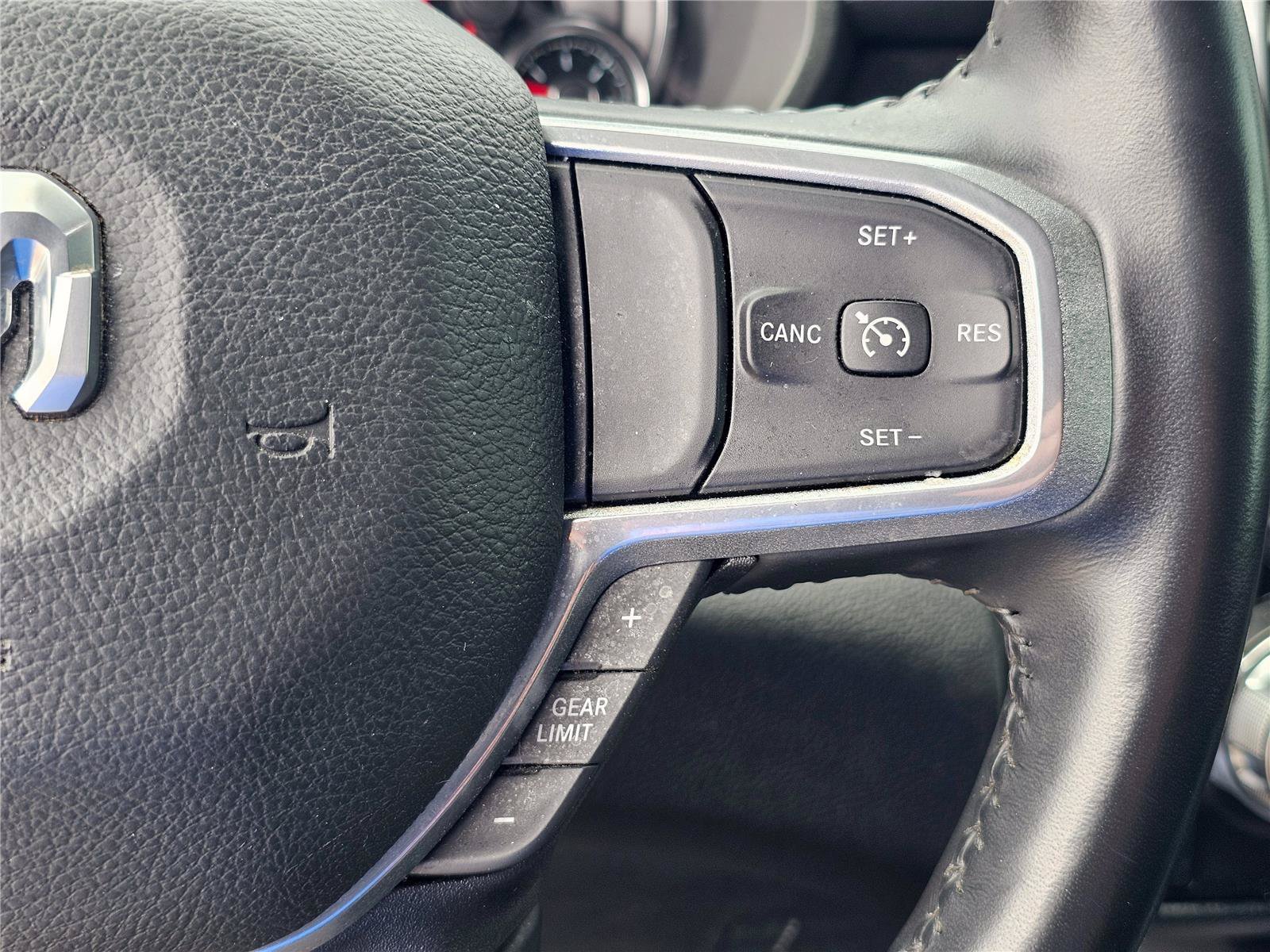 2022 RAM Ram 1500 Pickup Laramie - Photo 22