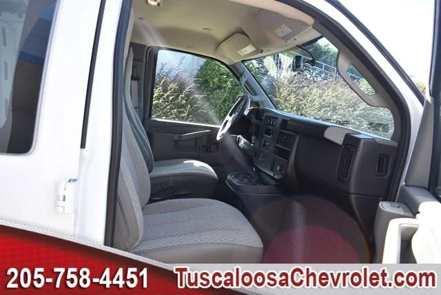 2025 Chevrolet Express Cargo Work Van - Photo 16