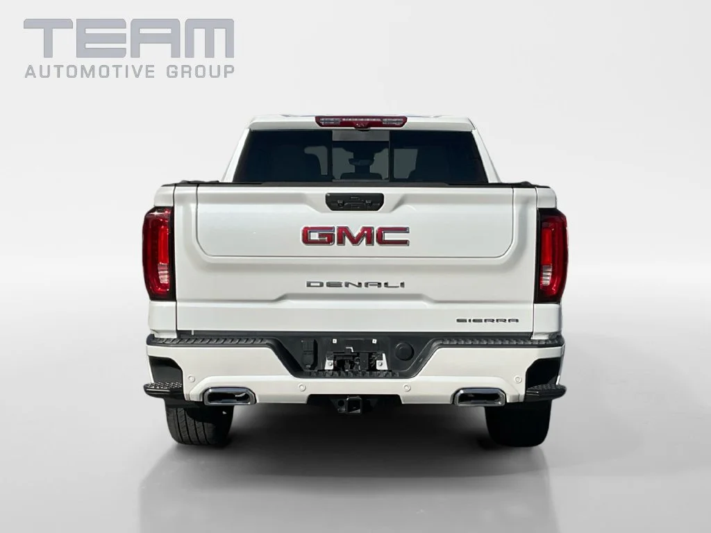 Used 2024 White Frost Tricoat GMC Denali image 6