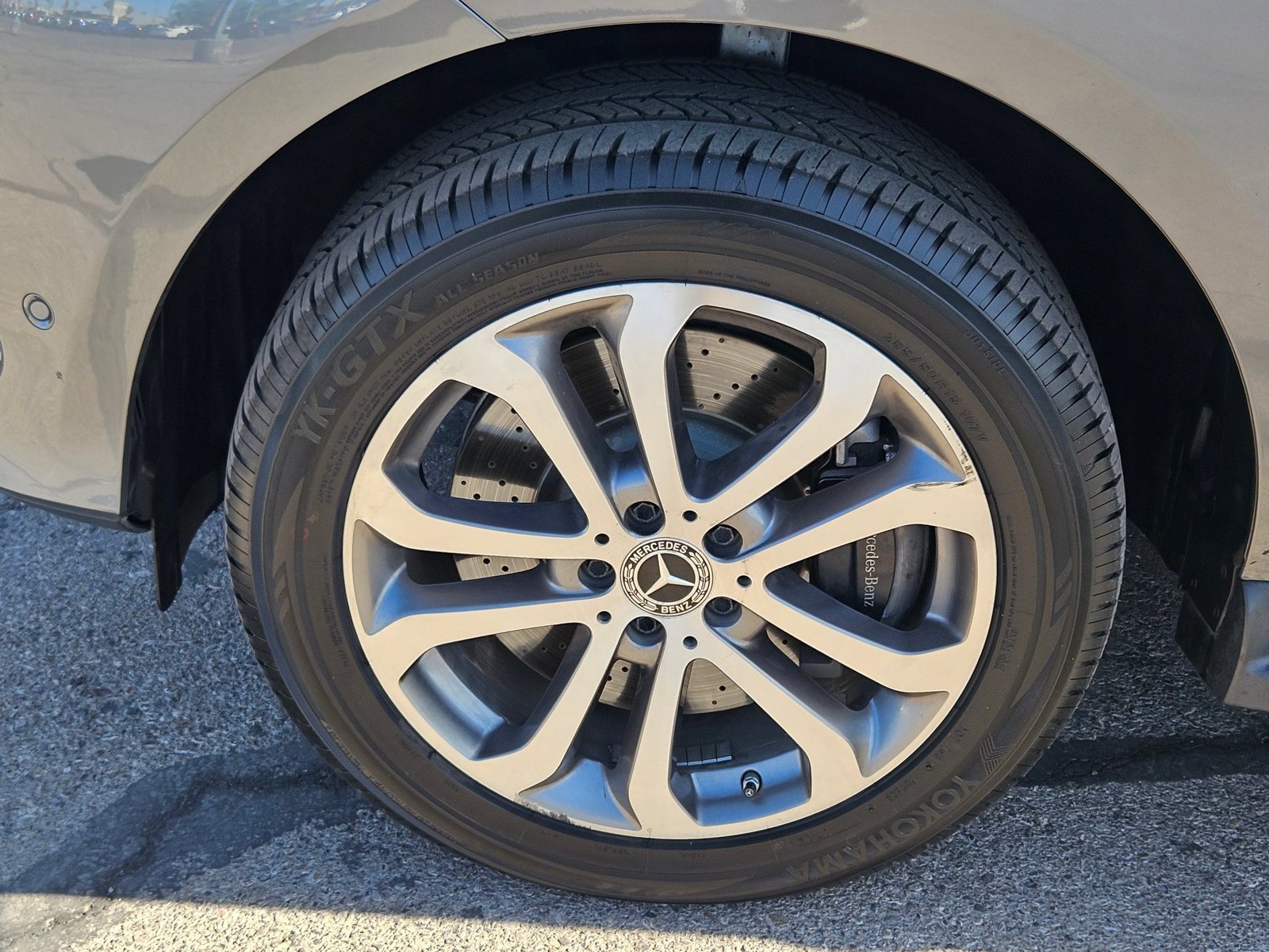 Used 2018 Selenite Grey Metallic Mercedes-Benz GLE 550e image 23