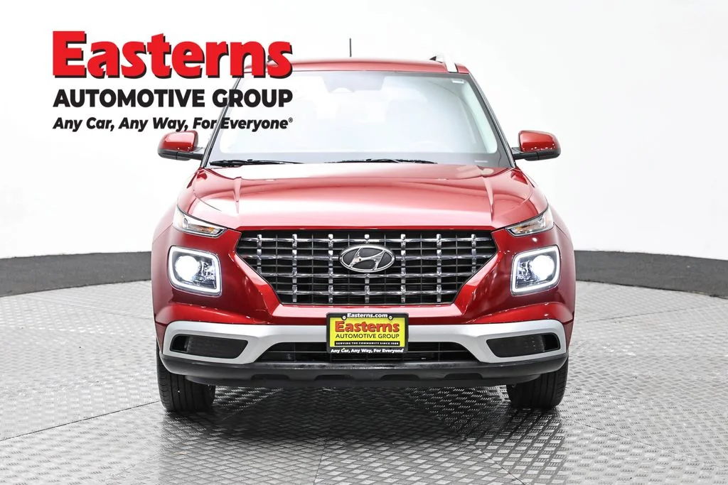 Used 2024 Red Hyundai Limited image 2