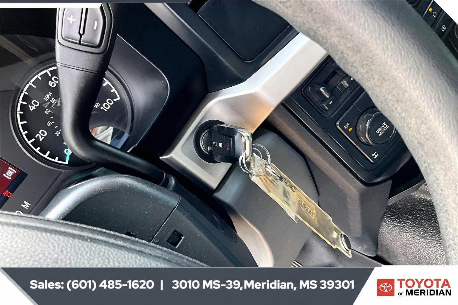 Used 2023 Oxford White Ford XL image 9
