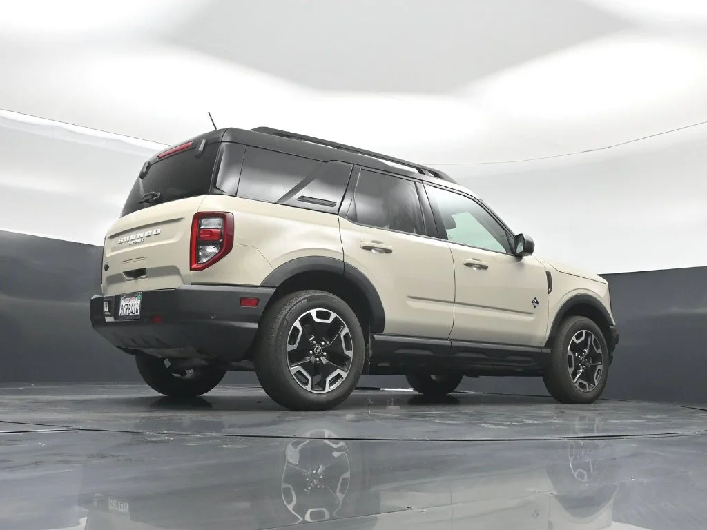 Used 2024 Beige Ford Outer Banks image 46