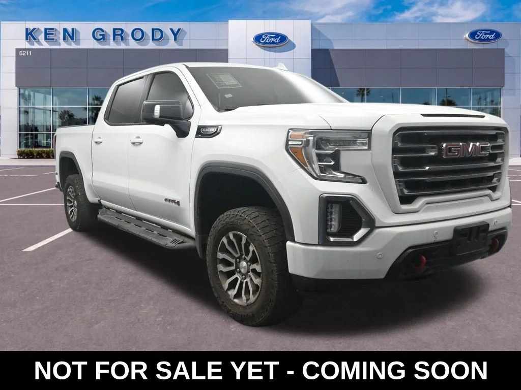 Used 2020 White GMC AT4 image 1