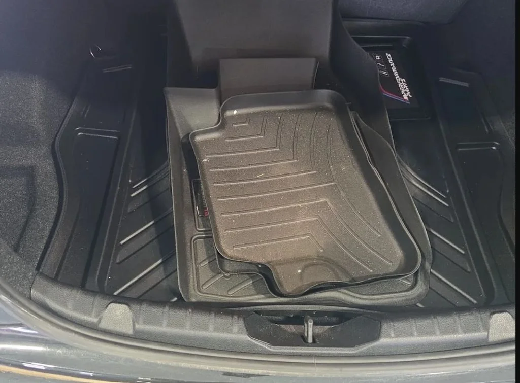 Used 2020 Black Sapphire Metallic BMW Competition image 7