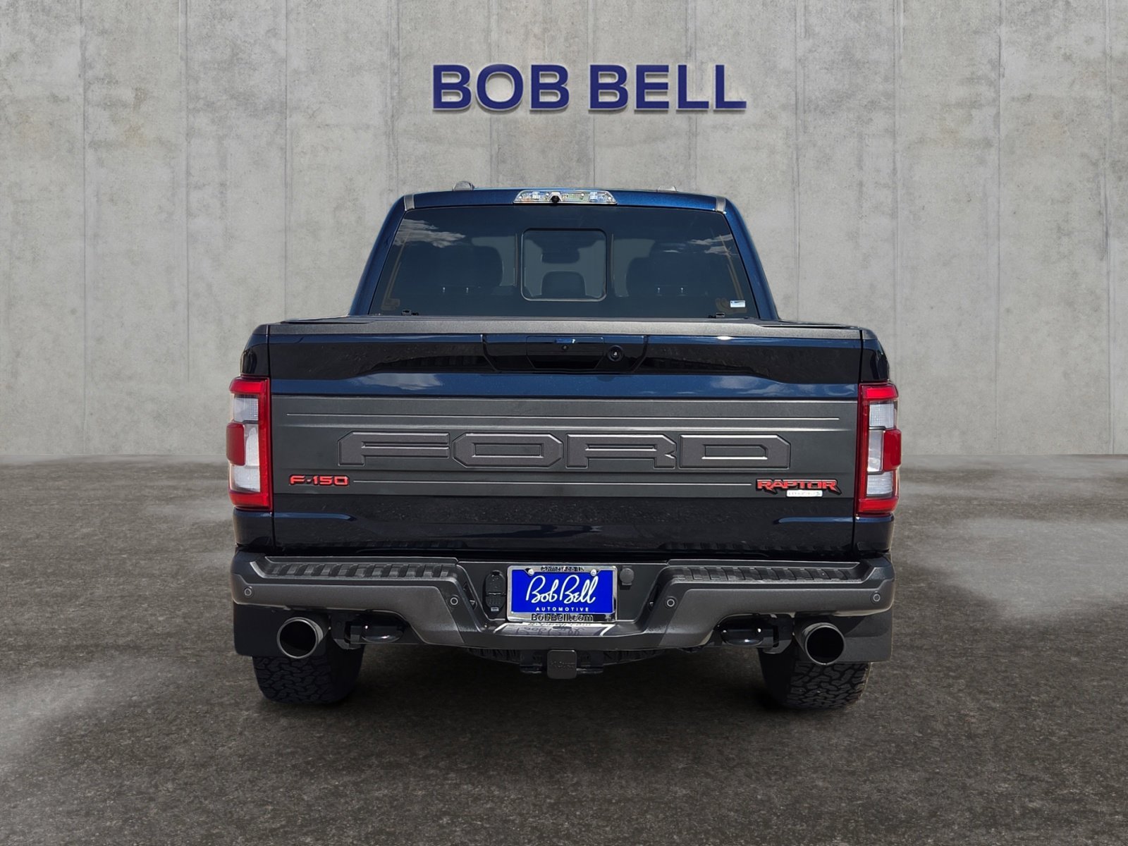 Used 2023 Blue Metallic Ford Raptor image 4