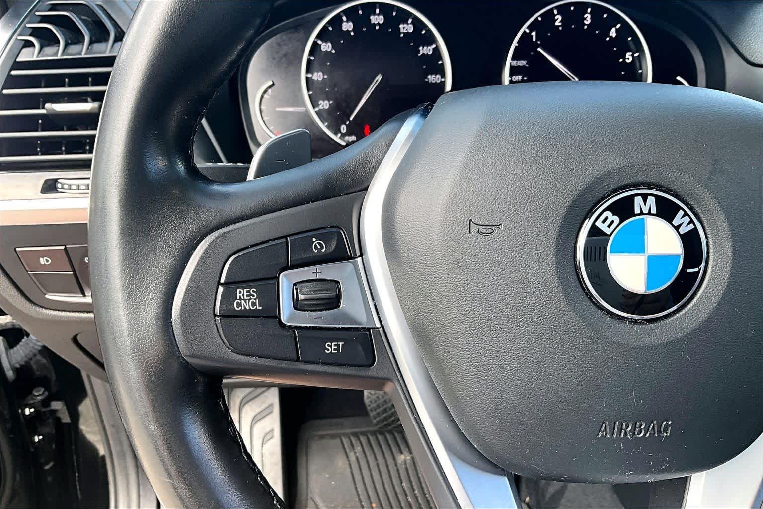 Used 2019 Jet Black BMW xDrive30i image 24