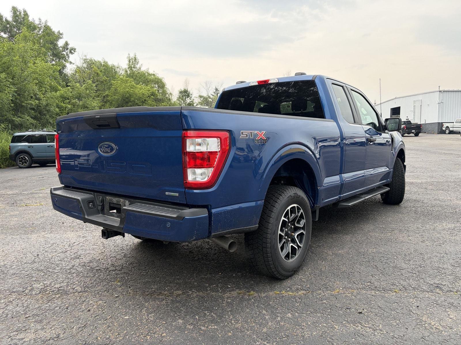 Used 2023 Atlas Blue Ford XL image 10