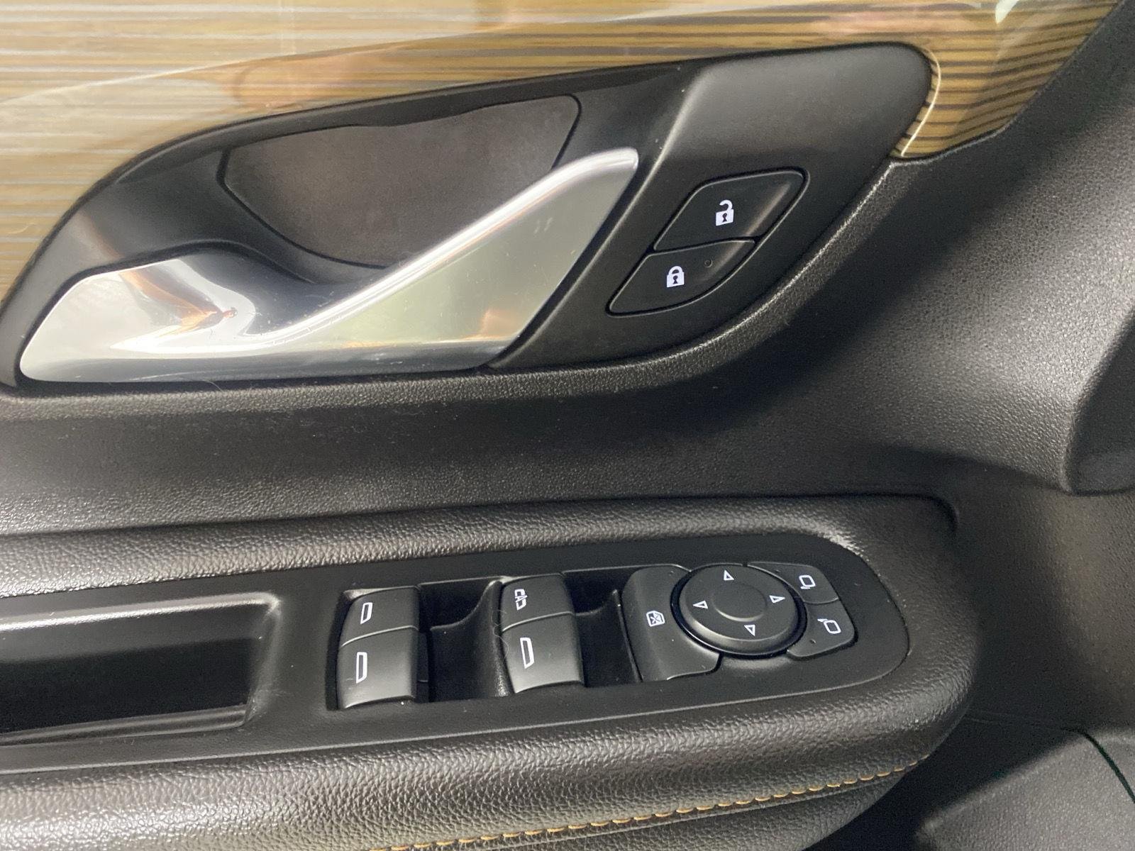 Used 2019 Satin Steel Metallic GMC SLE image 11