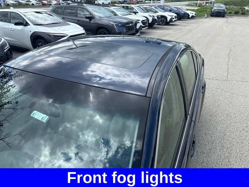 Used 2012  Subaru 2.5i image 10