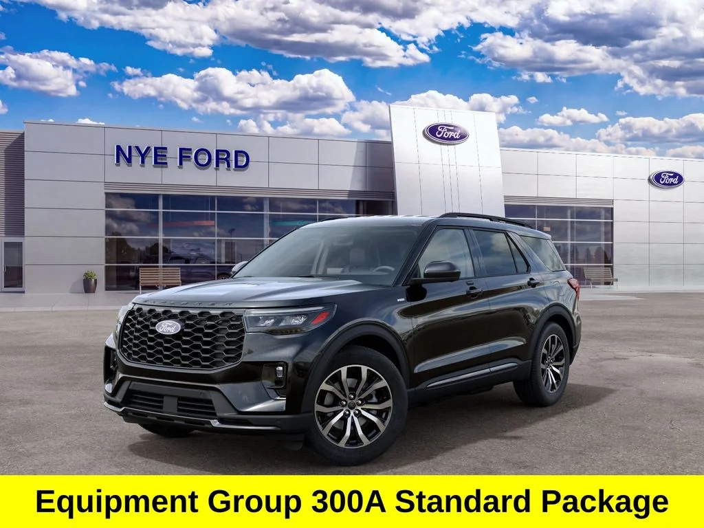 New 2027 Black Ford ST-Line image 3