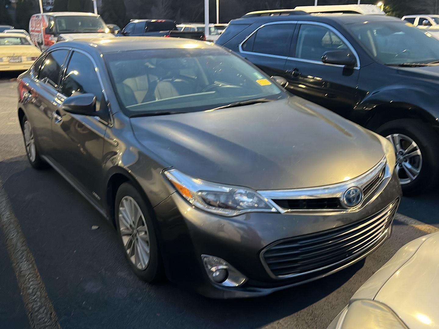 2014 Toyota Avalon Limited Hybrid