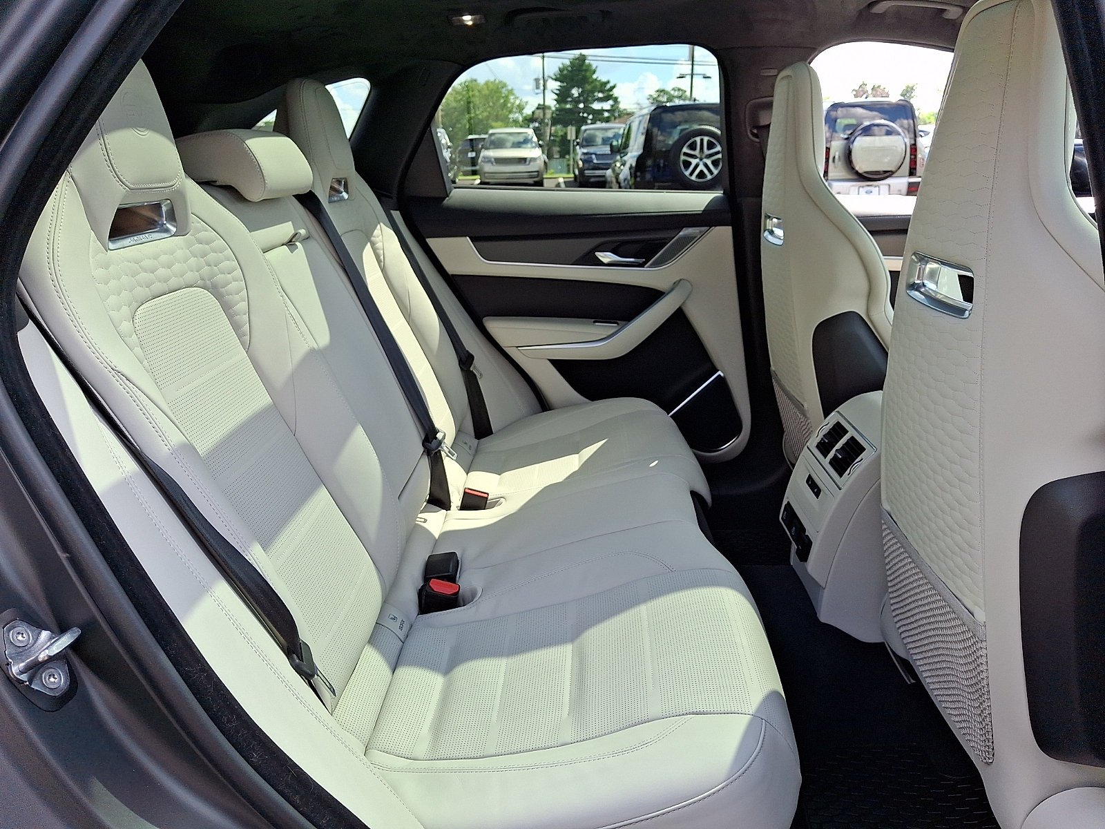 Used 2026 Chalk Blue Gloss   1Mr Jaguar SVR 575 Edition image 21